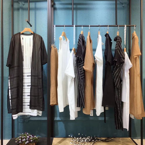 精品特惠，蔓潤(rùn)秀 杭州一線(xiàn)女裝品牌，夏季折扣與加盟直供的財(cái)富新機(jī)遇